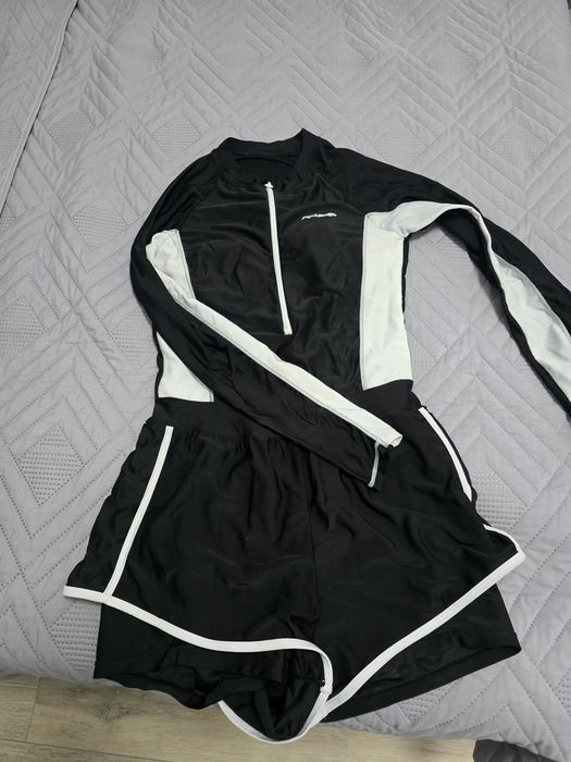 Продам новый купальник/двойка