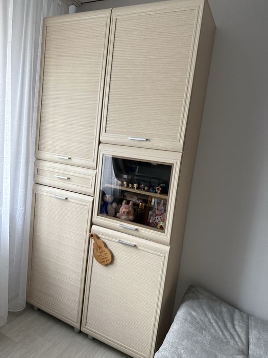 Продам мебель в спальню/детскую