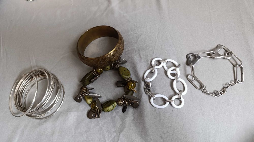 Колиета и висулки