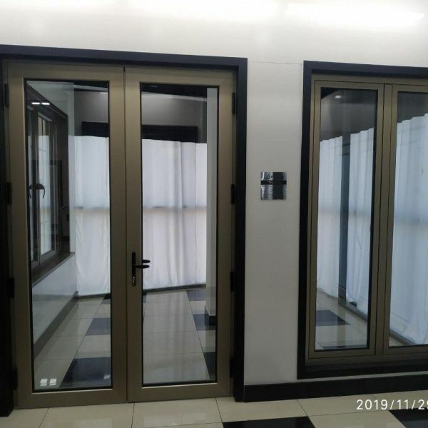 Акфа имзо Эшик ва ромлар термо ,чимпион эшиклар