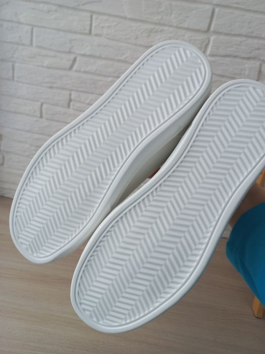 Женские кеды продам