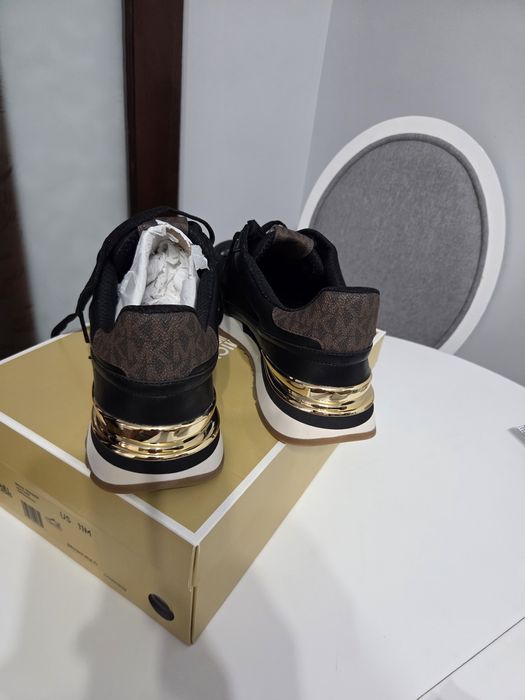 Adidasi Michael Kors