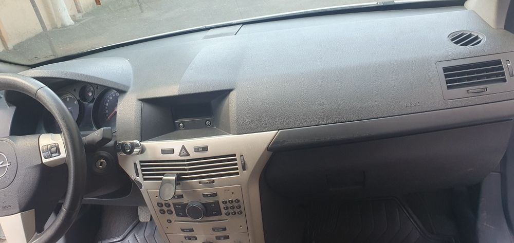 Opel Astra H An 2008