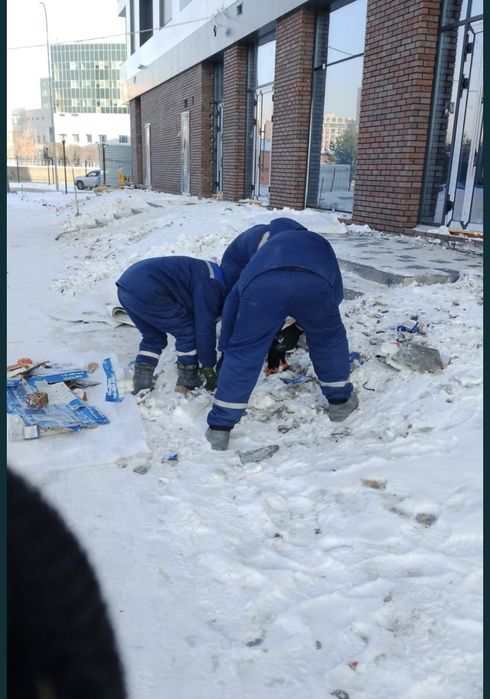 Ручная уборка снега в Астане