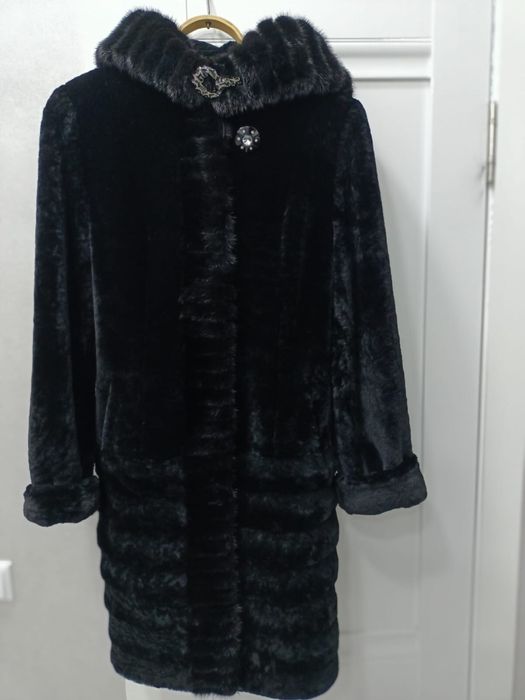 Продам мутоновую шубу