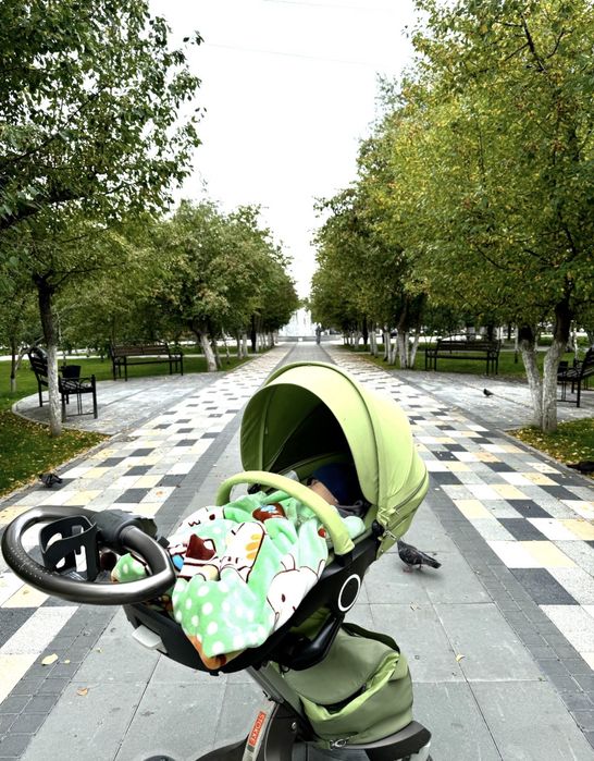 Продам коляску stokke 2 в 1