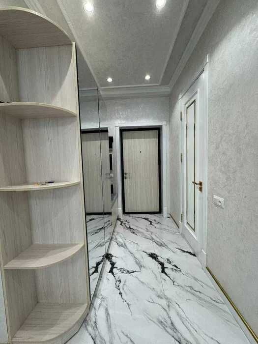 3 хона 2/9 Олмазорда Ижарага берилади. Корасарой Заправка оркасида