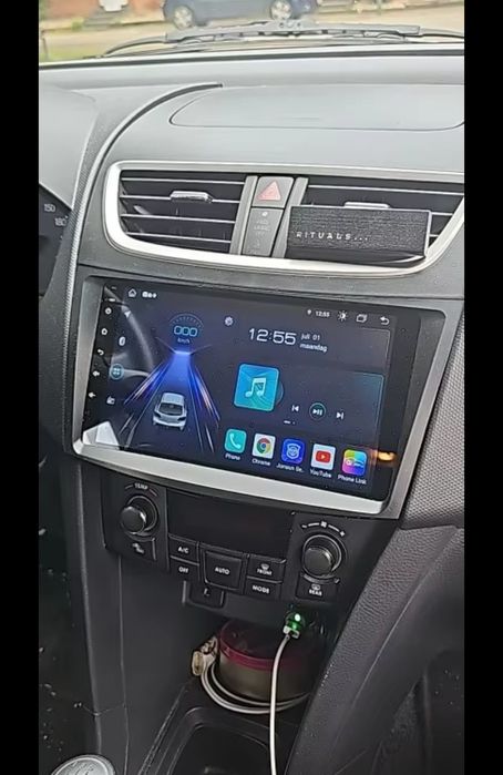 Navigatie android Suzuki Swift Waze YouTube GPS USB