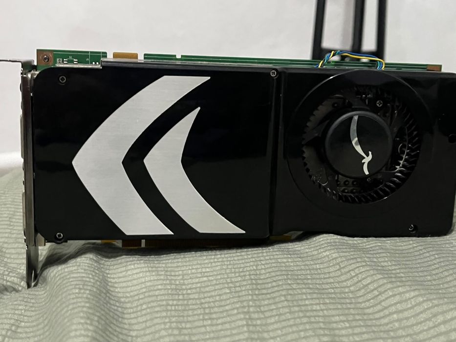 СРОЧНО видеокарта NVIDIA GeForce 8800 GTS
