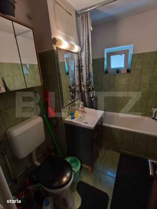 Apartament 2 camere, decomandat, 57 mp, etaj 2/4, zona Rovine