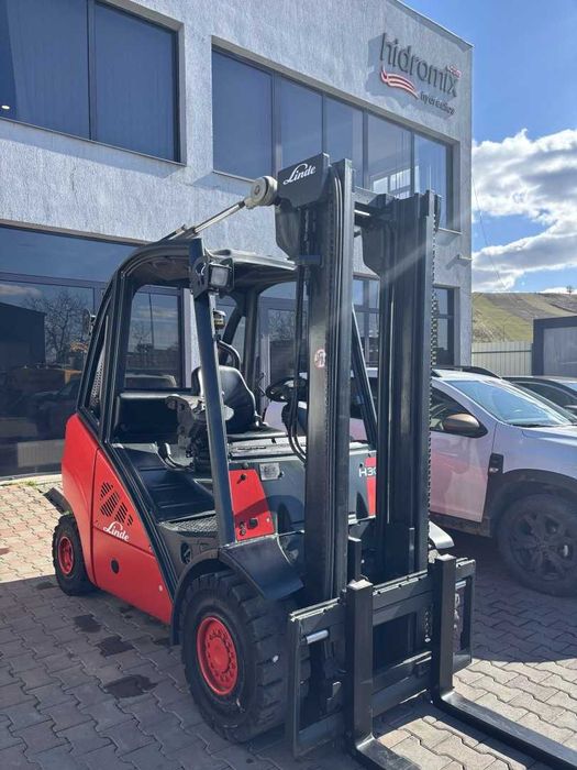 Stivuitor- Motostivuitor Linde H30D Anul fabricației 10/2007