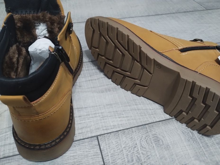 Продавам нови мъжки боти - 44 номер