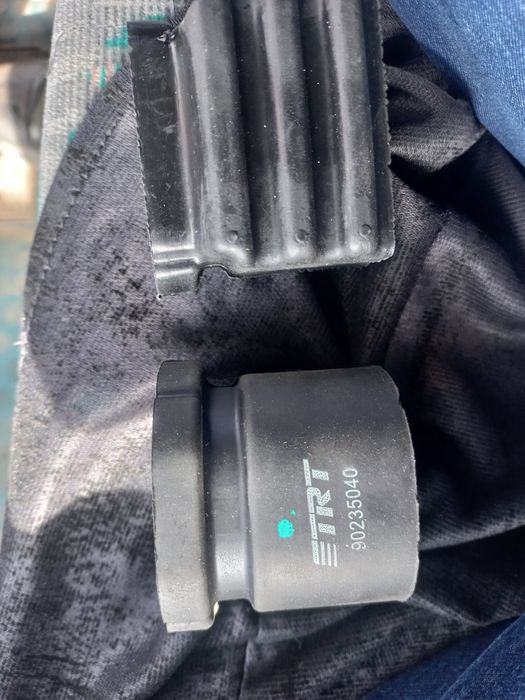 Сайленблог переднего ричага Daewoo Nexia