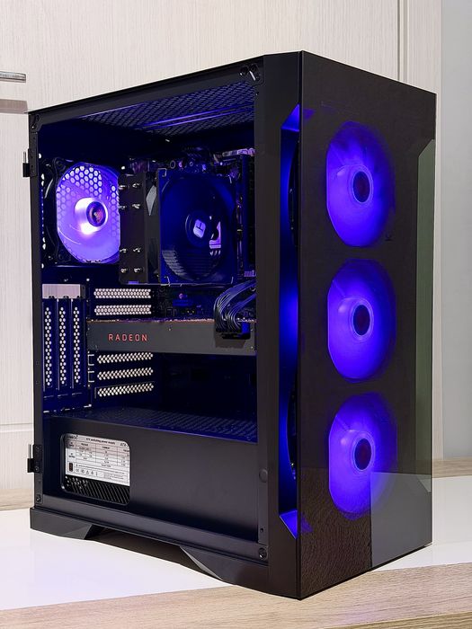 Геймърски компютър i5-8400, RX5700, 32GB