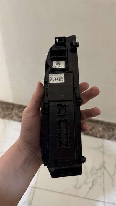 Subaru outback кнокки стеклоподемьника