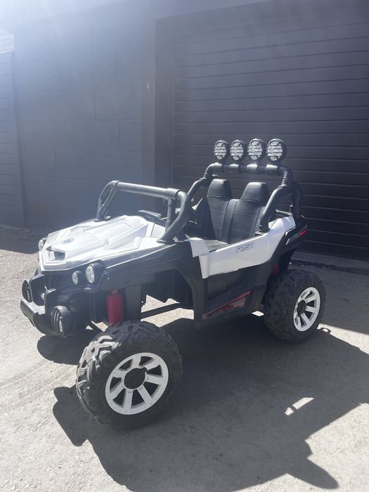 Машинка на аккумуляторе Багги