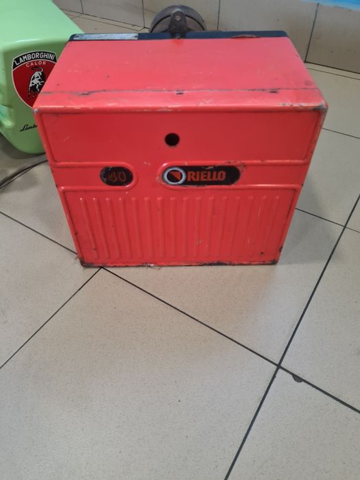 Arzătoare 30-200kw functioneaza pe combustibil lichid motorina,u