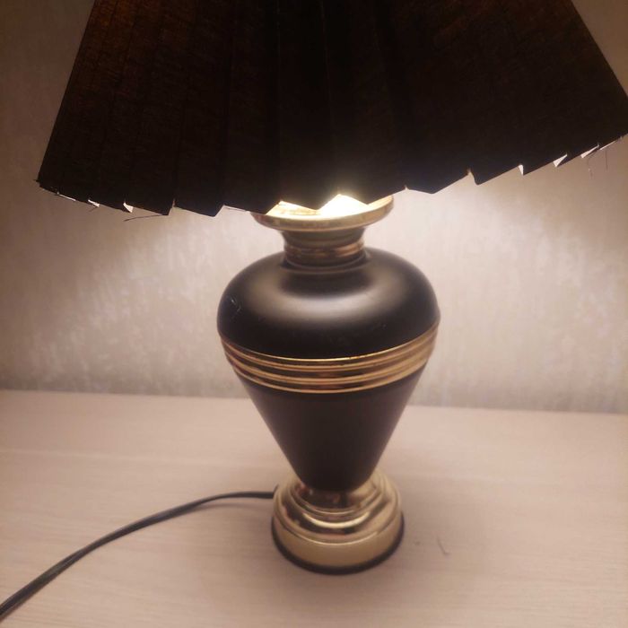 Лампа прикроватная