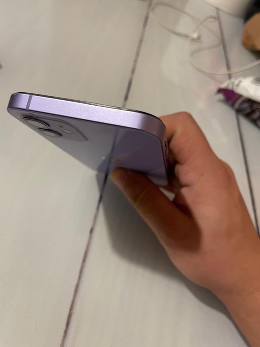 Vand iphone 12 128 Gb