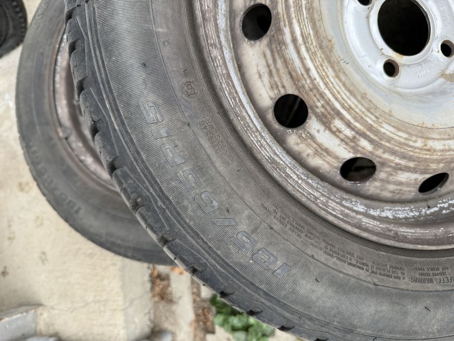 Roti Dacia Pickup Logan 185/65/15 Dot 2021