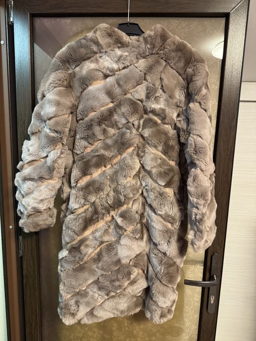 Haina de blana superba