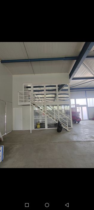 Hală, Spațiu comercial