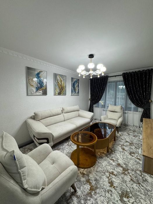 Срочно сотилади 2 хона 1 этаж 5 этажли домда. Гагарина кучасида