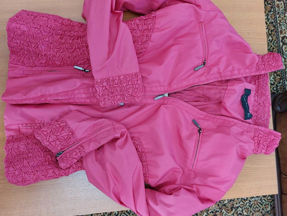 Vand geci de toamna, fustite ,hudi ,marca Zara si nu numai