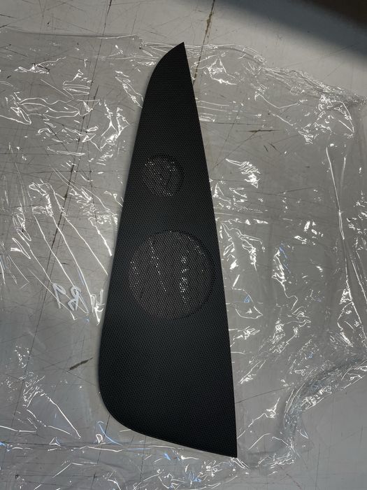 Plasa sita boxa bord audi a4 b9 audi a5 f5