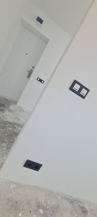 Apartament sau Spatu Școala 5 Schimb cu Garsoniera