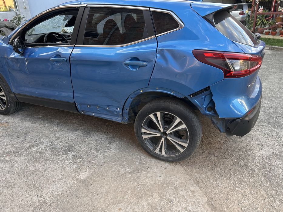 Nissan Qashqai  1.5 dci J11 Avariat
