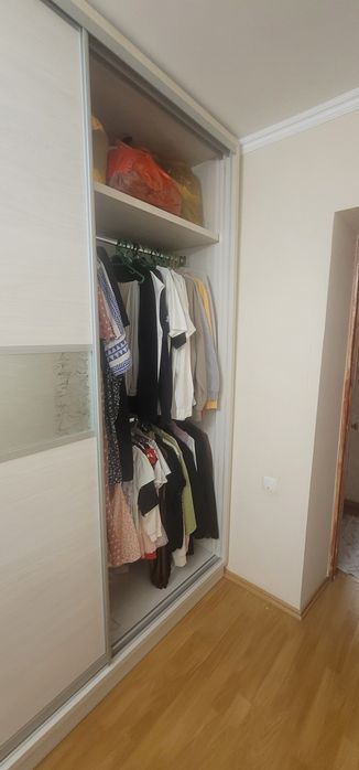 Продам шкаф купе