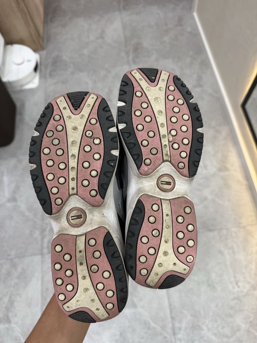 Женские кроссовки Tommy hilfiger