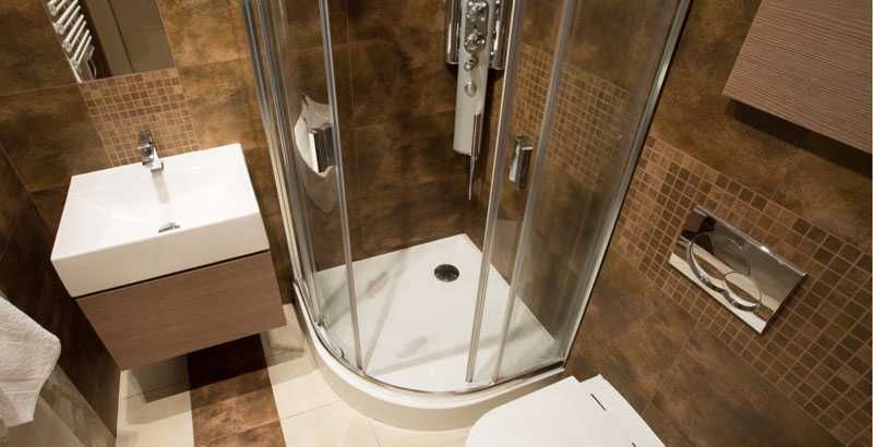 Сборка душевых кабин