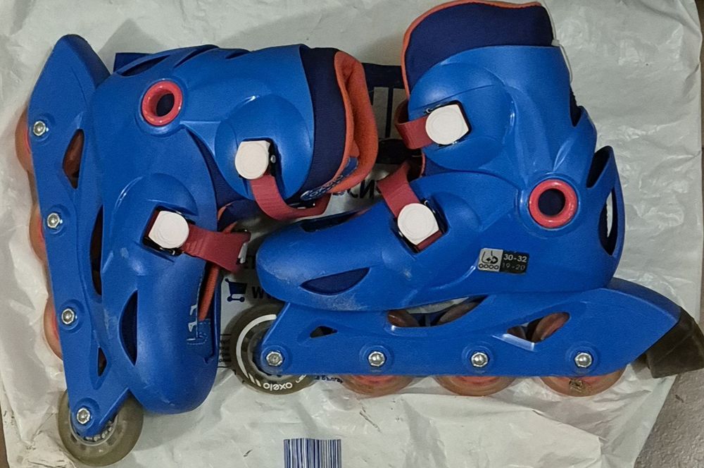 Детски светещи ролери с протектори