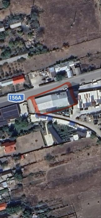 Persona fizica vand spatiu comercial