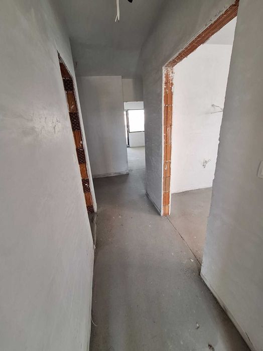 Продава се Тристаен апартамент в Пловдив, Остромила - 95 кв.м за 1790 €/кв.м - Снимка #8