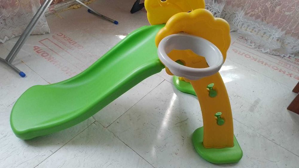 Качественная детская горка.