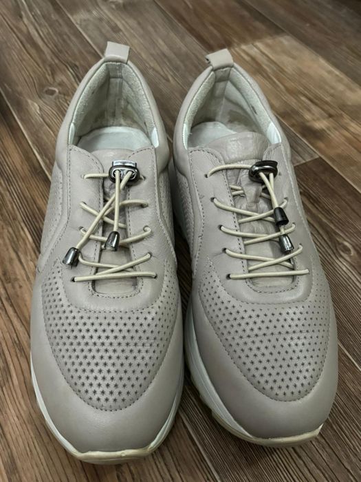 Женские ботинки новые