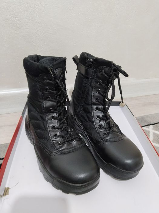 Киім,аяқ киымдер