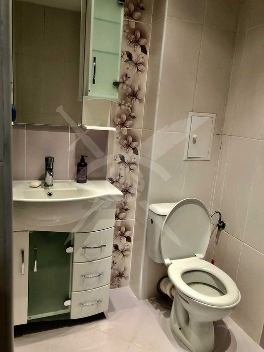 Дава се под наем Двустаен апартамент в Варна, Център - 60 кв.м за 600 € - Снимка #5