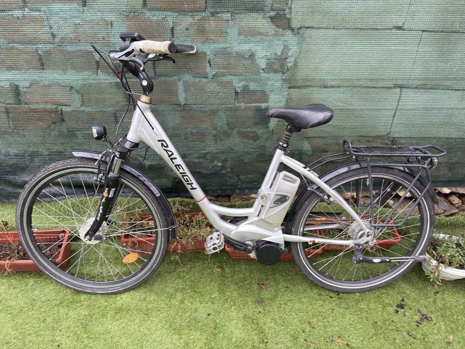 Eлектр.велосипед Raleigh 26"гуми