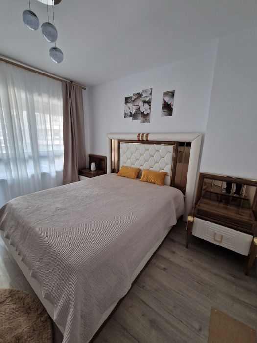 Proprietar ofer spre închiriere apartament cu doua camere