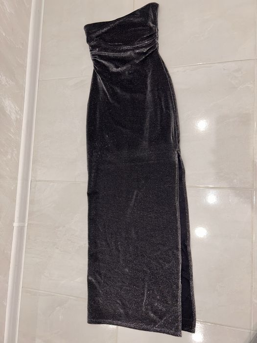 Блестяща рокля с цепка- Bershka