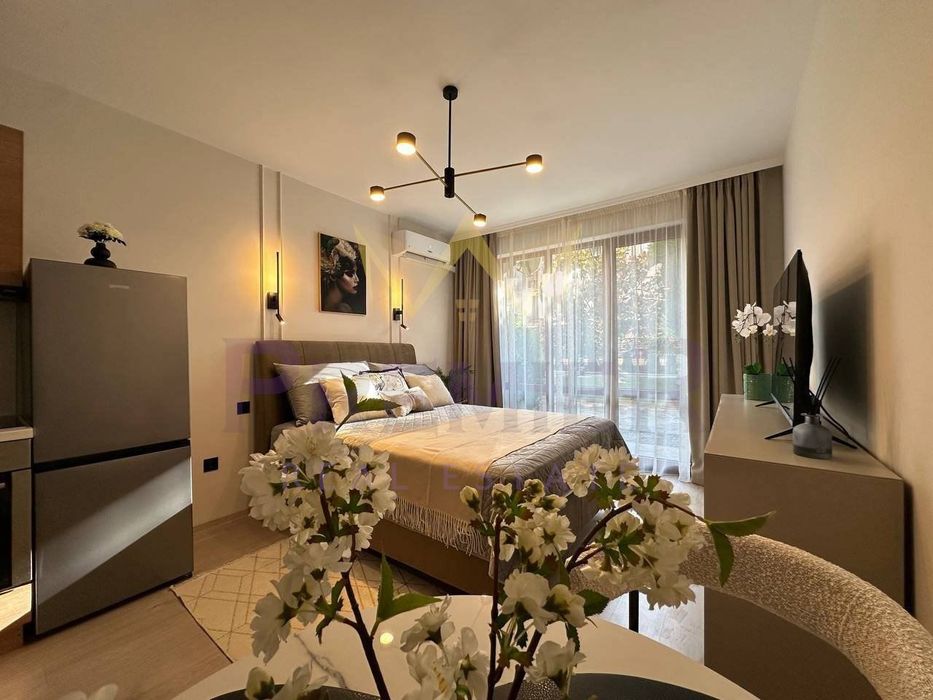 Продава се Едностаен апартамент в Свети Влас - 40 кв.м за 840 €/кв.м - Снимка #1