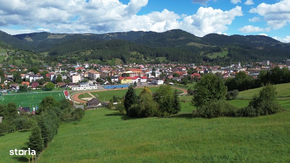 Teren intravilan 5096 mp, cu vedere spre oraș