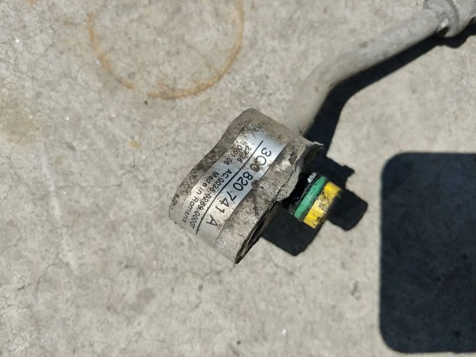 conducta clima ac  2.0 tdi bmp vw passat b6 3c0820741a