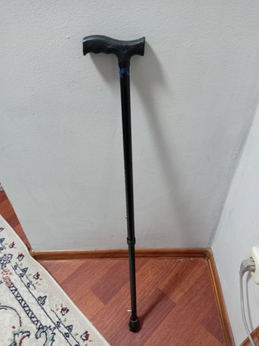 Продам новую трость