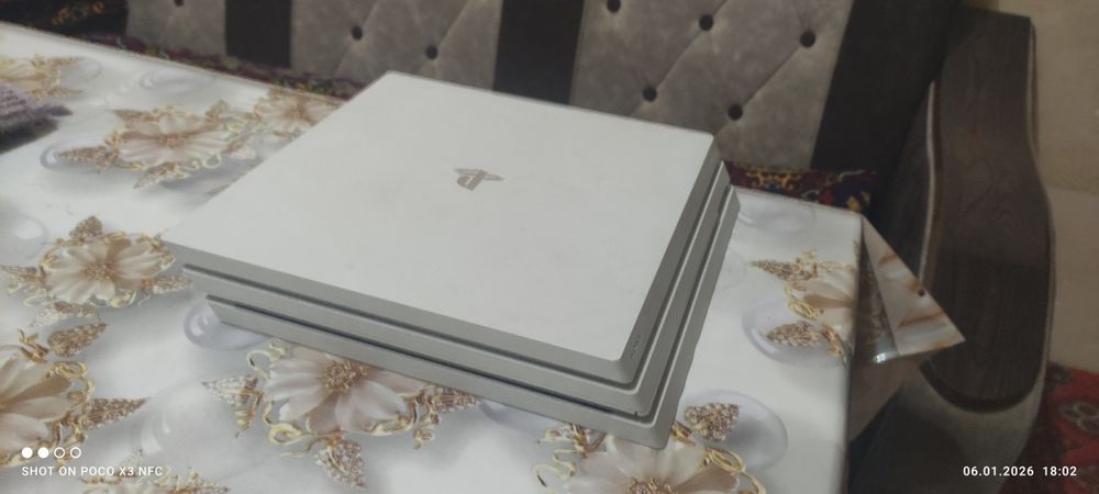 Плей стейшн 4 про