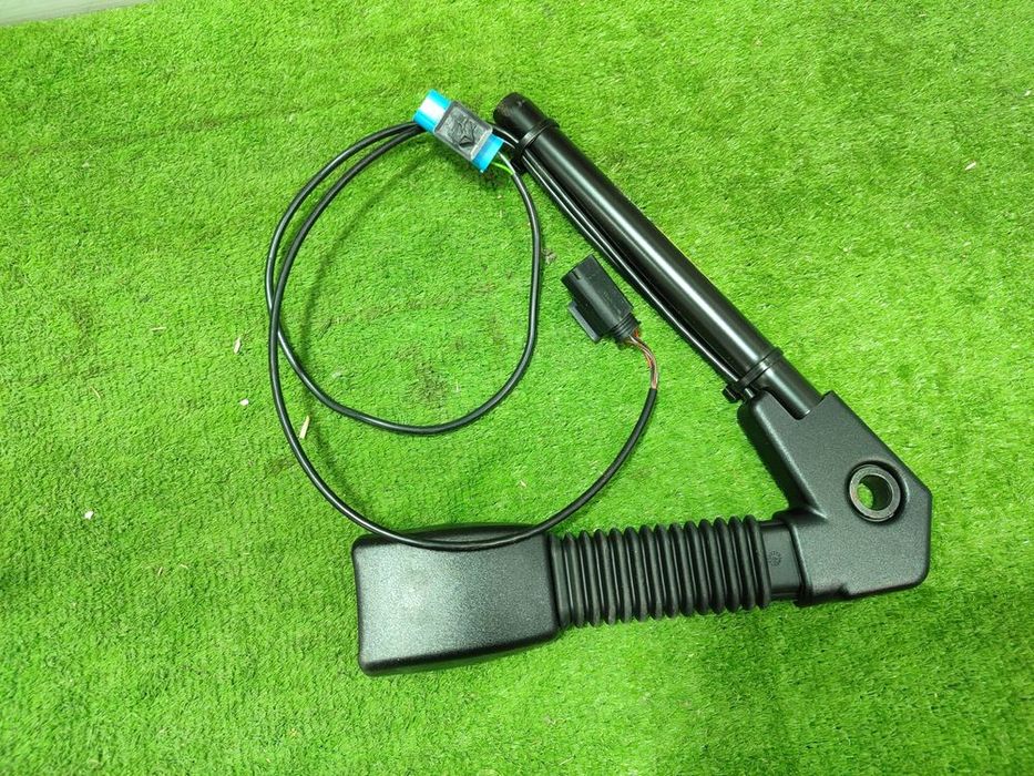 PRETENSIONATOR CENTURA SIGURANTA FATA (2 BUC.) MINI ONE / MINI COOPER / MINI COOPER S / R50 R53 R52 CONVERTIBLE 2001-2006 COD OEM 561257102 / 56125700